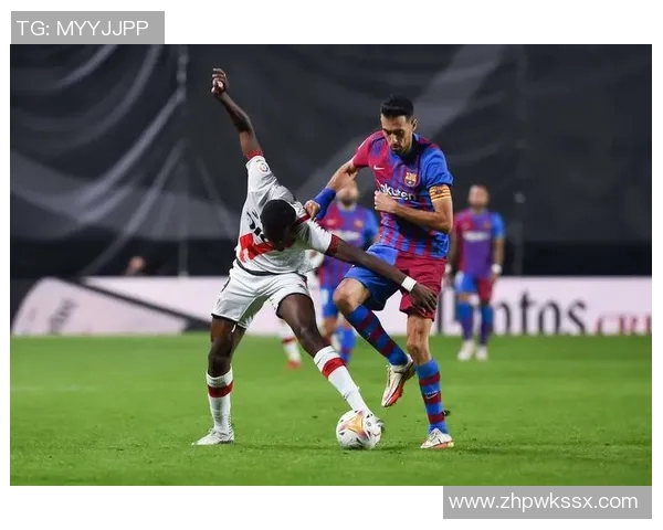 巴萨备战西甲首战，主帅重点调整进攻阵容，引发球迷热议